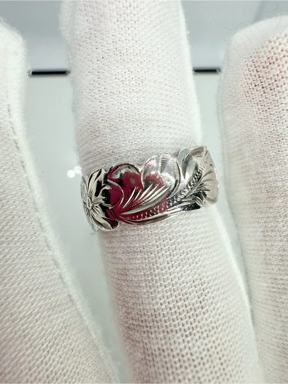 Hawaiian Maile Leaf Sterling Silver Eternity Band Ring!